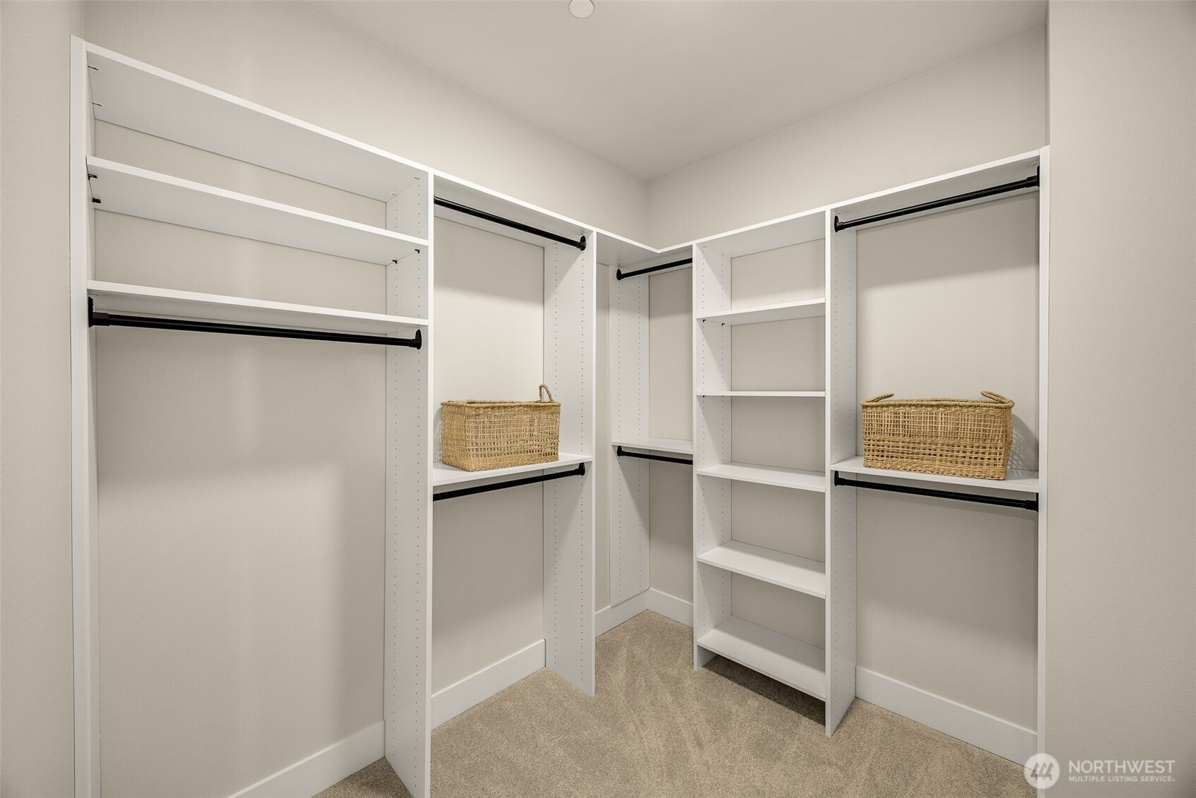 434 222nd Place Property Photo 18