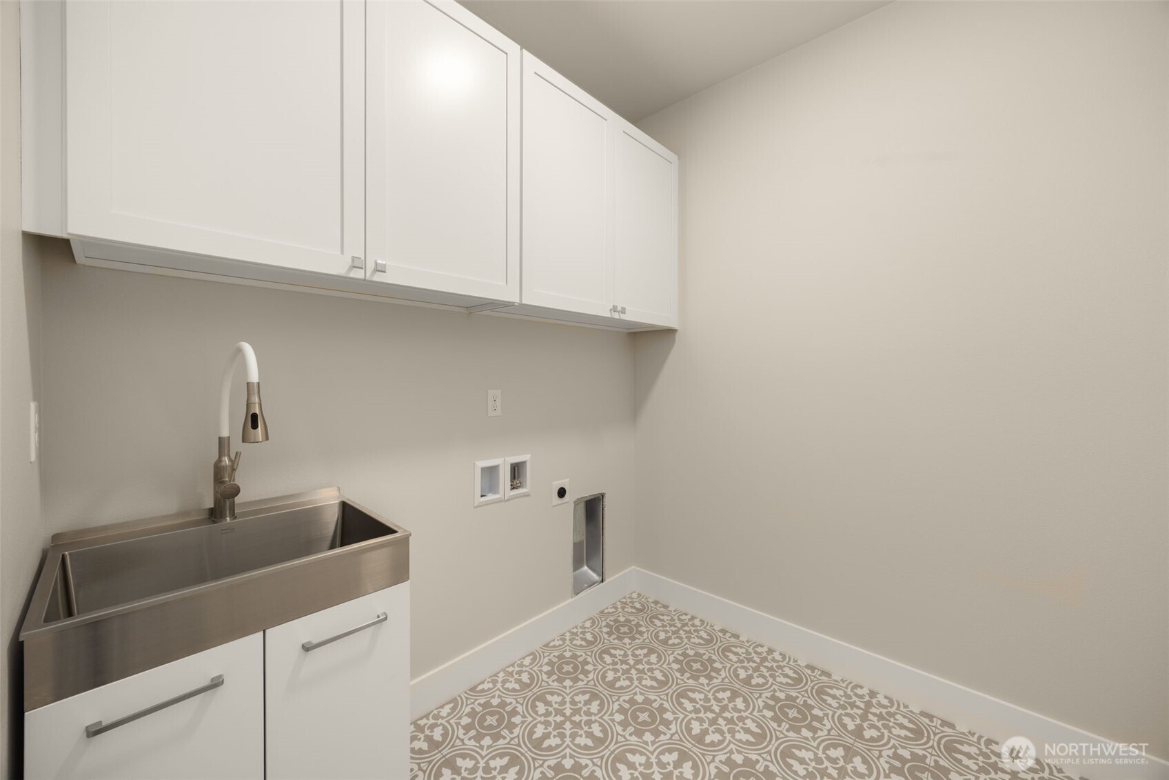 434 222nd Place Property Photo 23