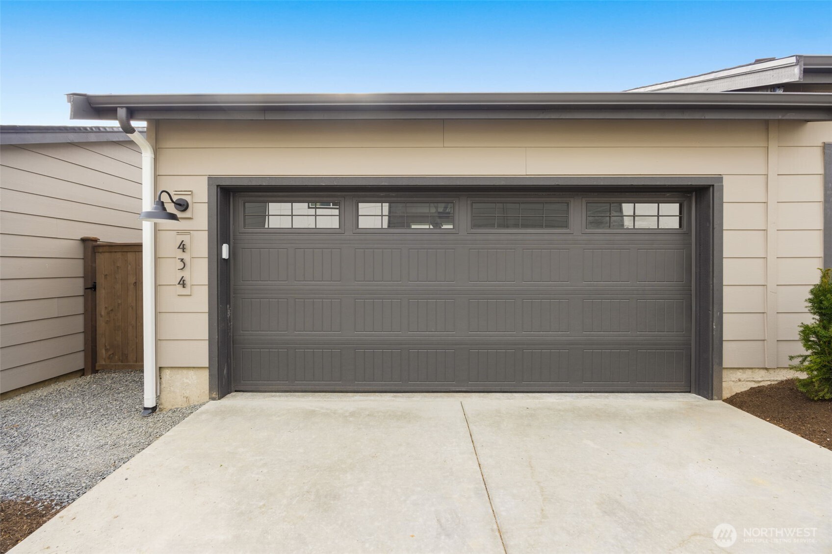 434 222nd Place Property Photo 26