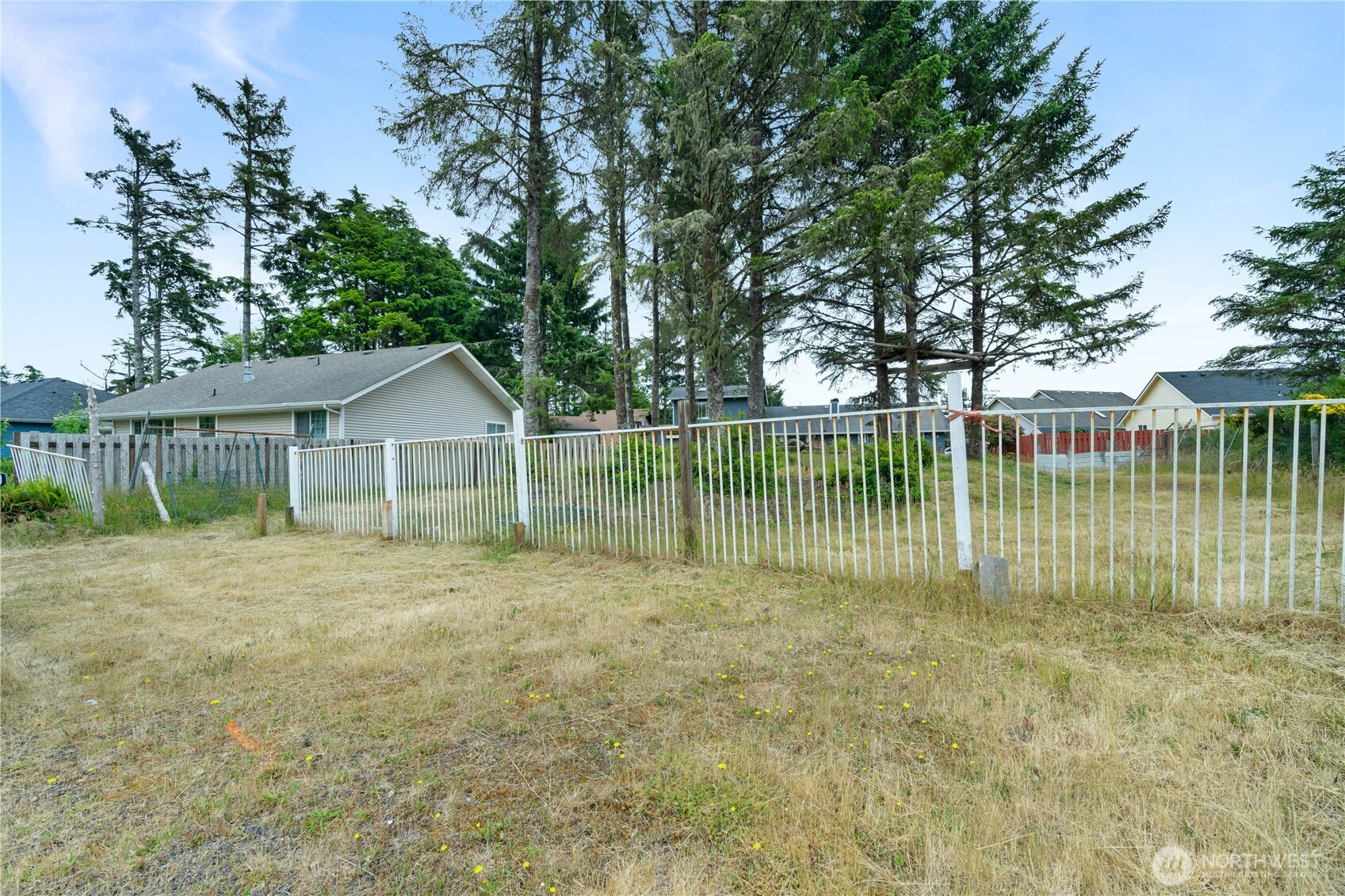 609 Blue Wing Loop Property Photo 1
