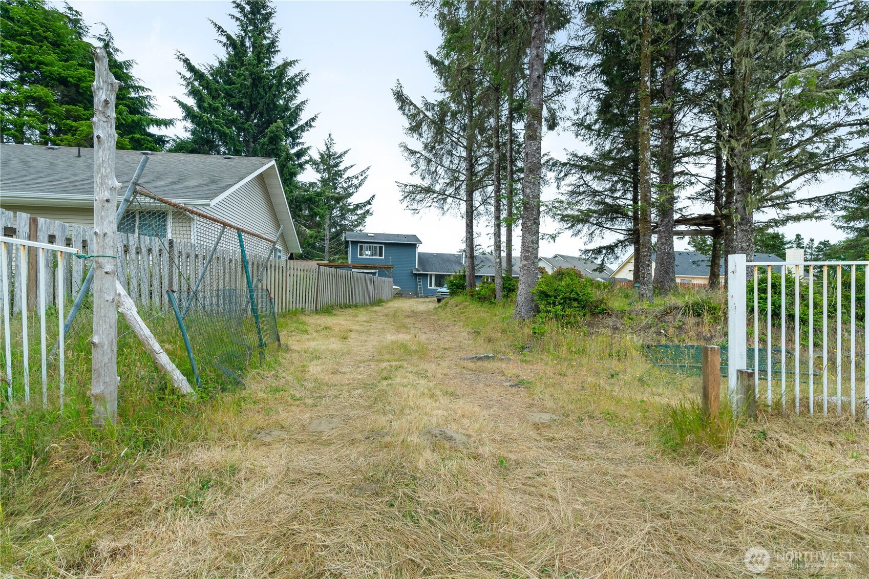 609 Blue Wing Loop Property Photo 4
