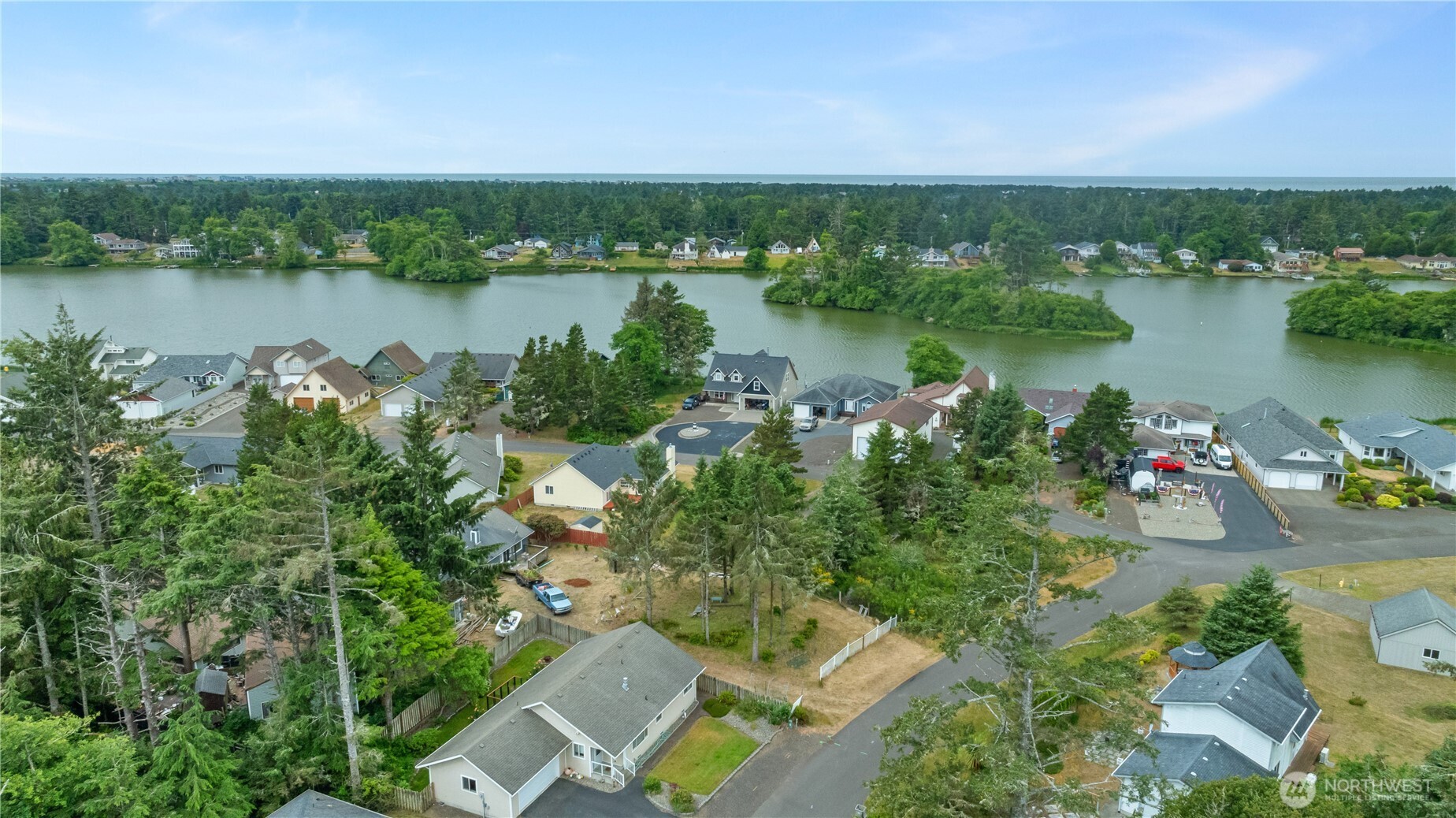 609 Blue Wing Loop Property Photo 6