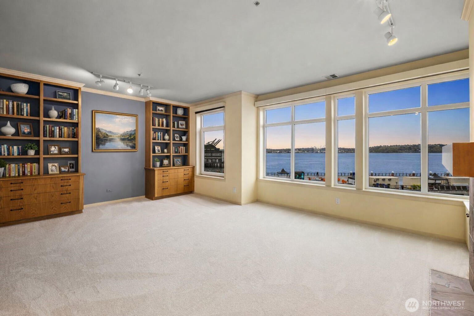 1900 Alaskan Way 316 Property Photo 8