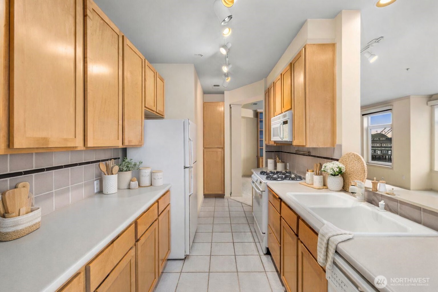 1900 Alaskan Way 316 Property Photo 17