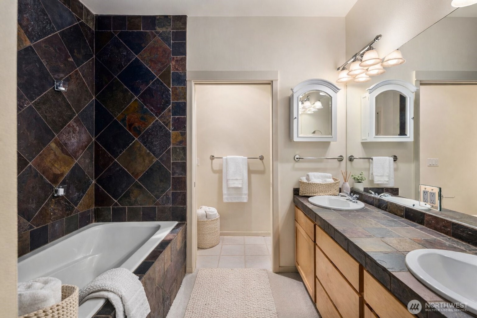 1900 Alaskan Way 316 Property Photo 20