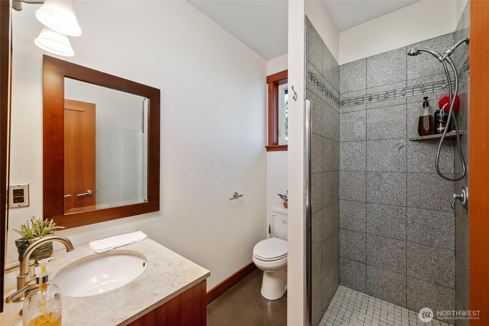 1822 Seacrest Drive Property Photo 16