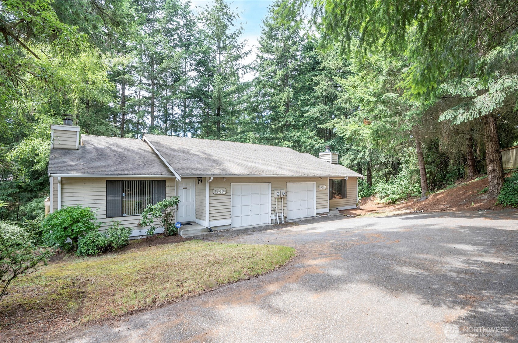 5208 63rd Avenue Ct Property Photo 4