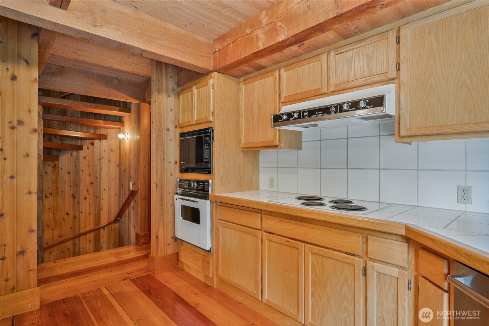 211 Laverne Drive Property Photo 13