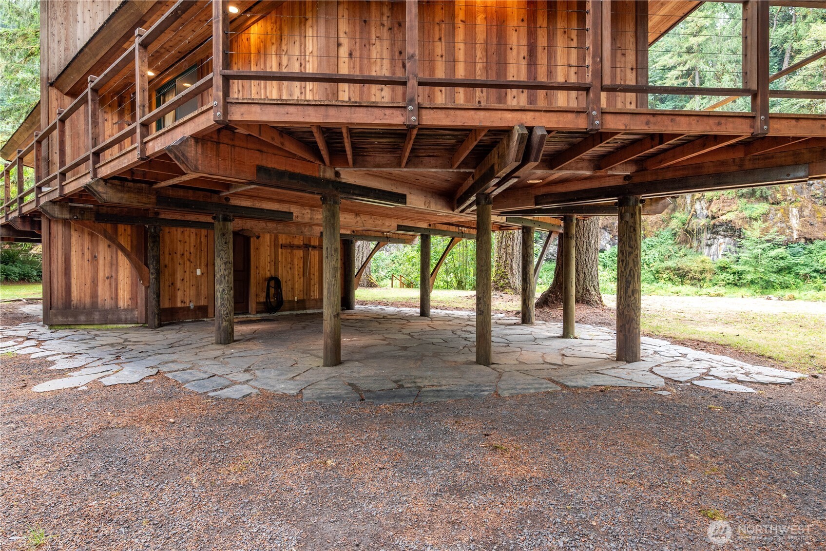 211 Laverne Drive Property Photo 35