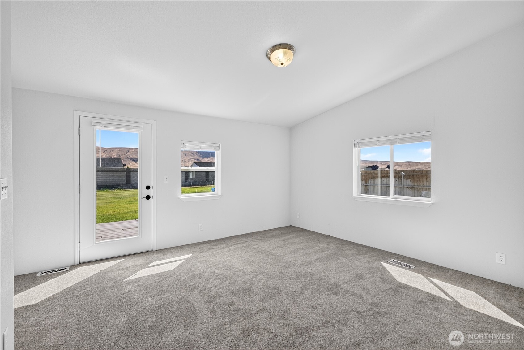 204 Davidson Boulevard Property Photo 12