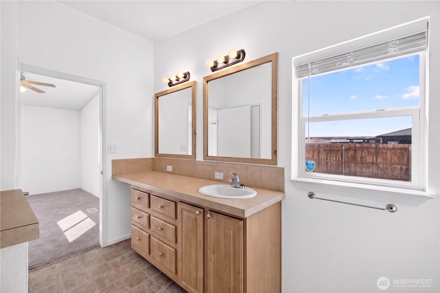 204 Davidson Boulevard Property Photo 15