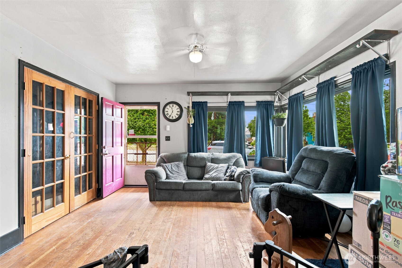 303 S Hartford Avenue Property Photo 6