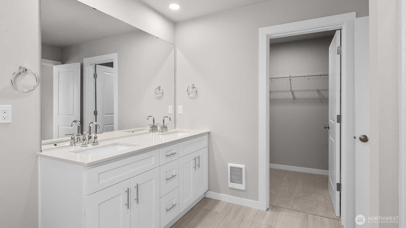 1117 138th Place Property Photo 12