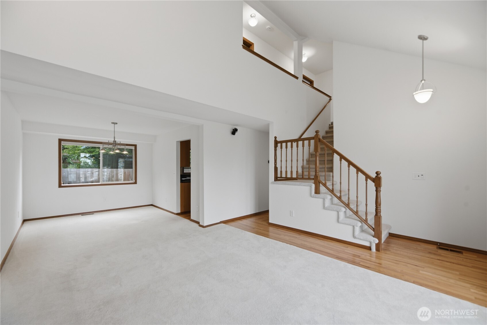 19022 102nd Avenue Property Photo 5