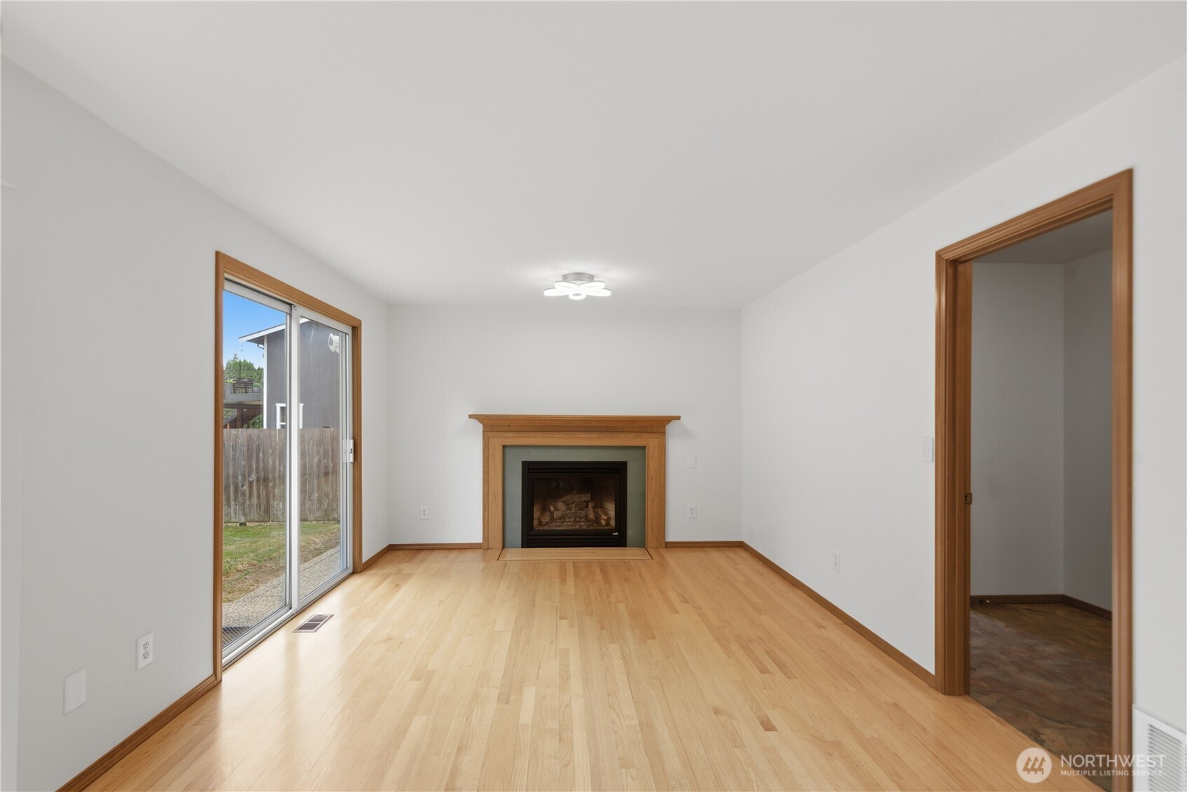 19022 102nd Avenue Property Photo 8