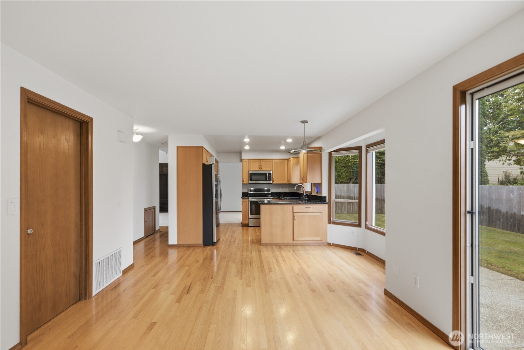 19022 102nd Avenue Property Photo 10