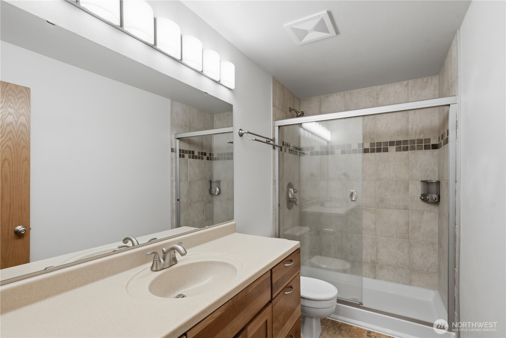 19022 102nd Avenue Property Photo 22