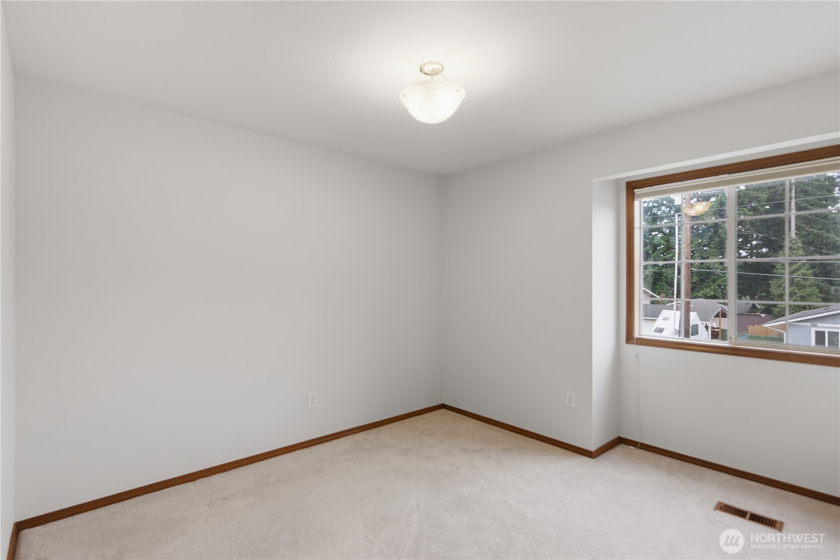19022 102nd Avenue Property Photo 27