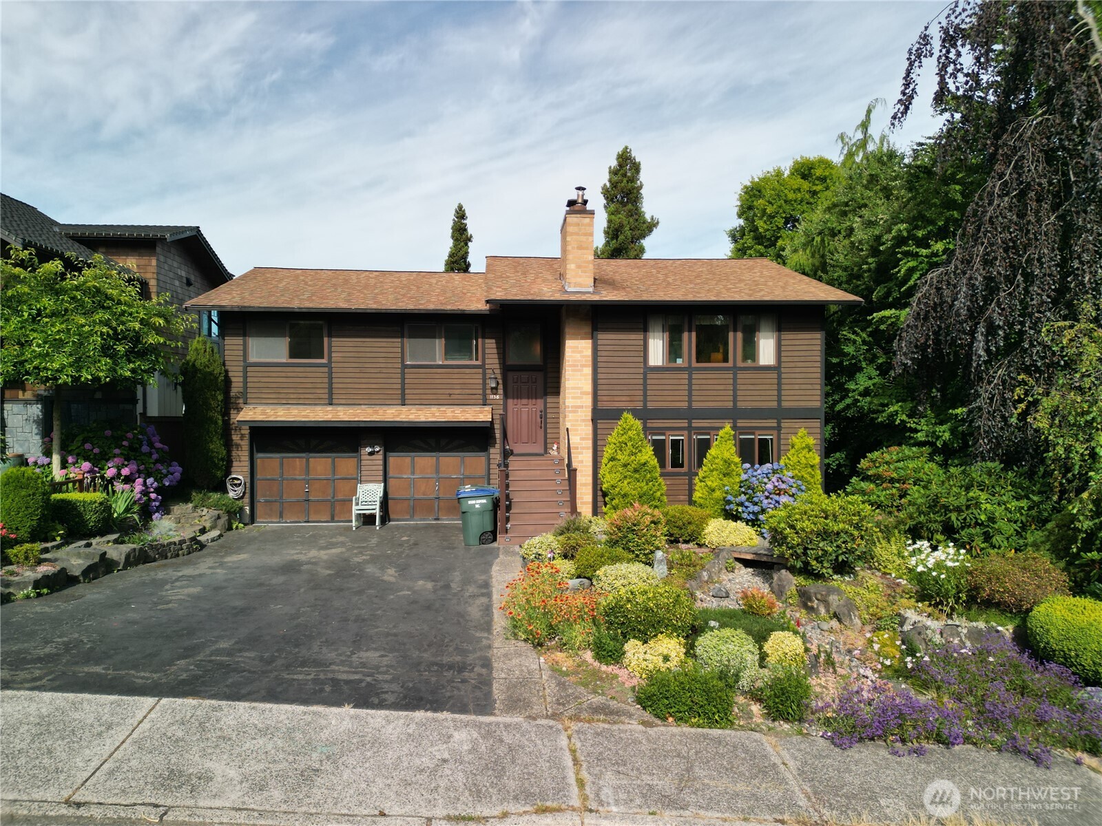 1136 7th Avenue Property Photo 5