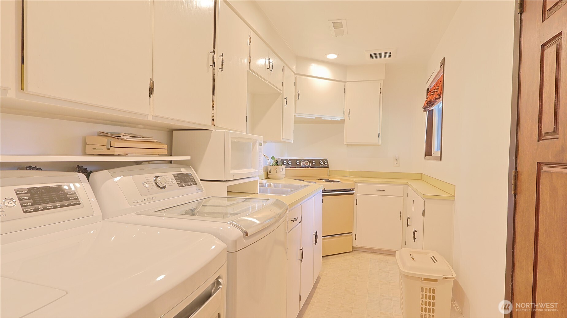 1136 7th Avenue Property Photo 22