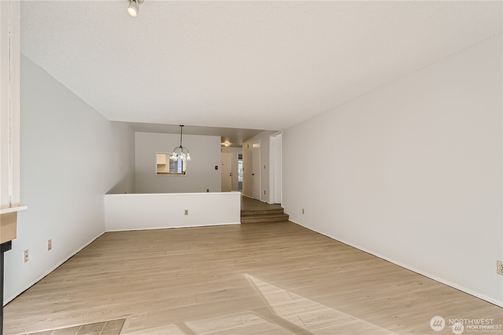 3518 109th Place 222 Property Photo 8