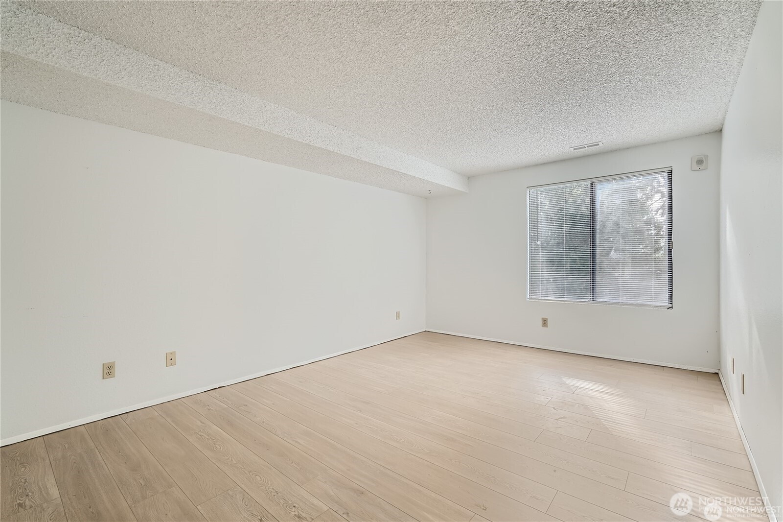 3518 109th Place 222 Property Photo 11
