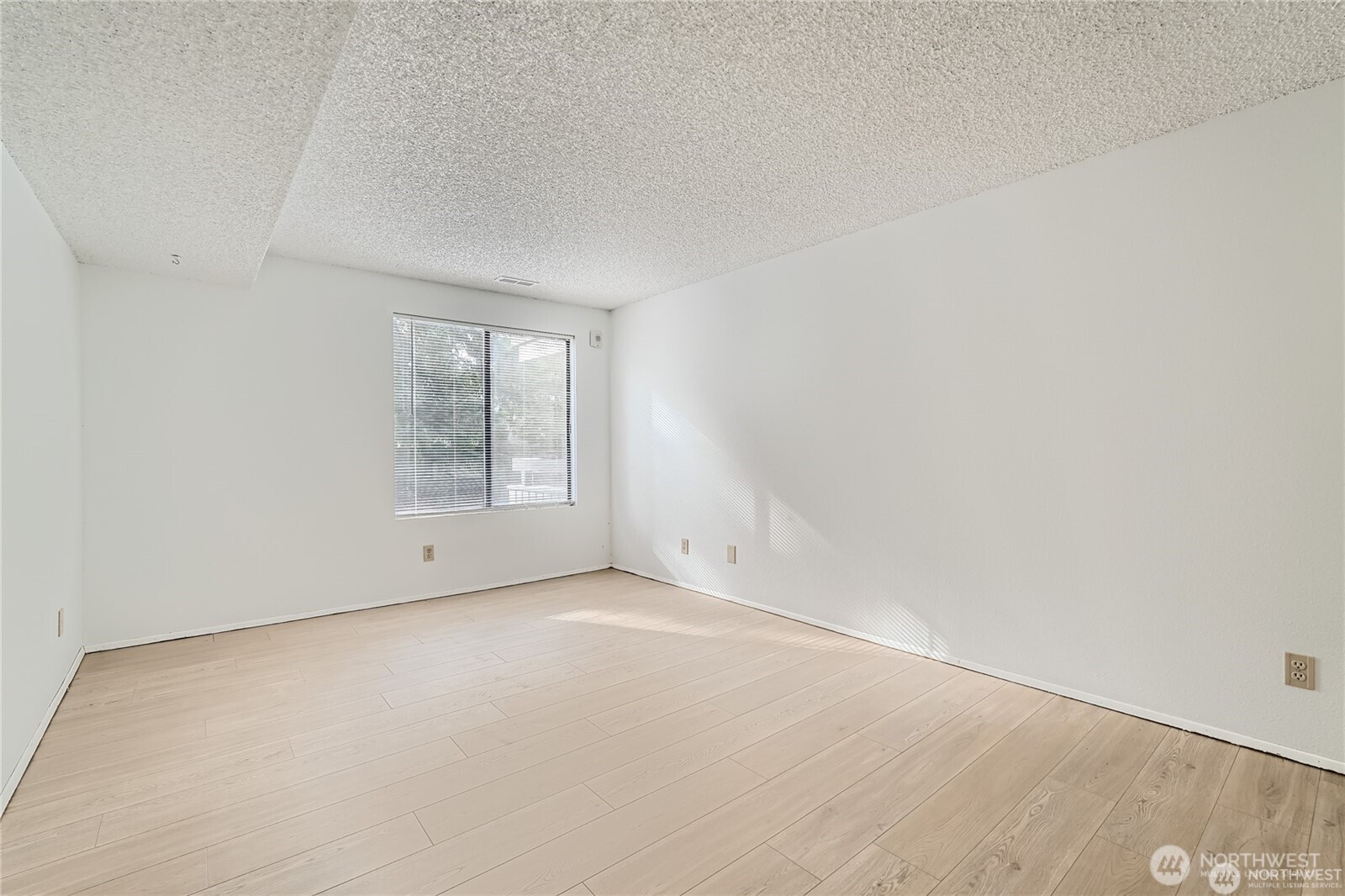 3518 109th Place 222 Property Photo 12