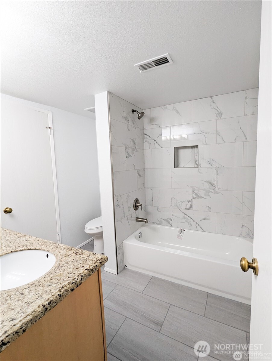 3518 109th Place 222 Property Photo 27