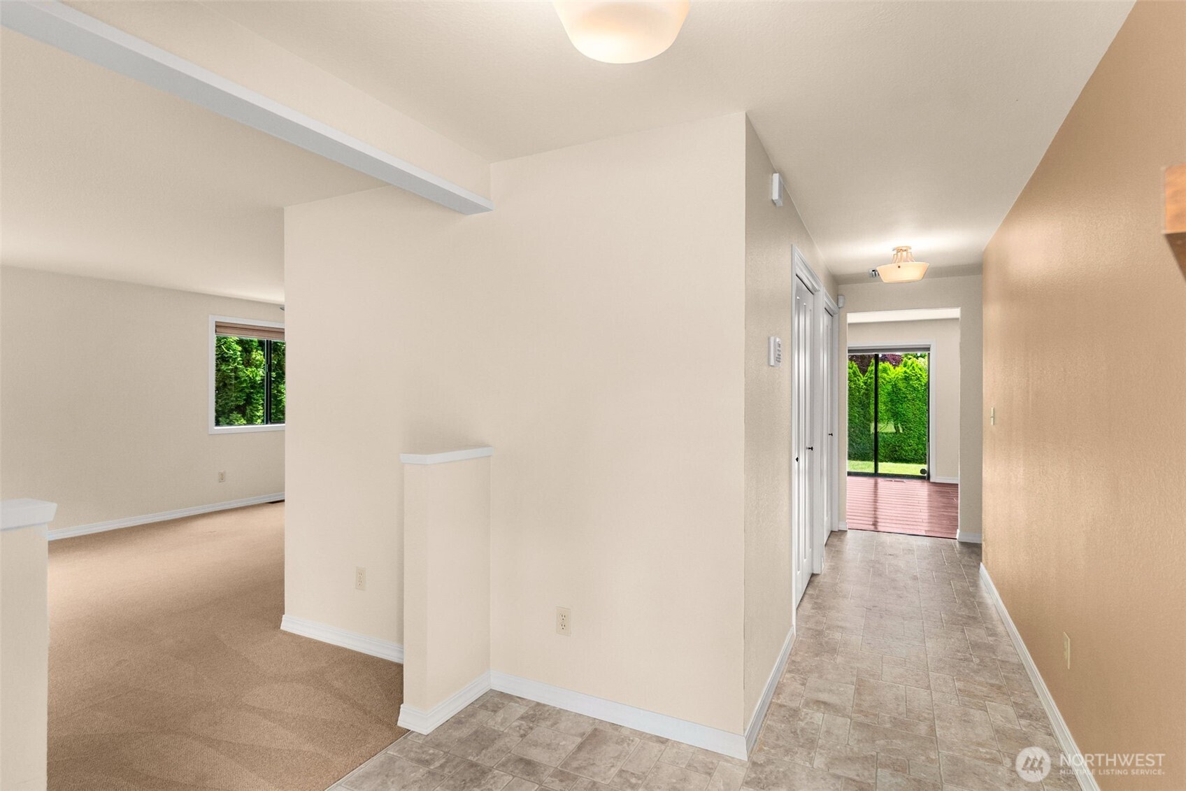 2315 Buckingham Drive Property Photo 2