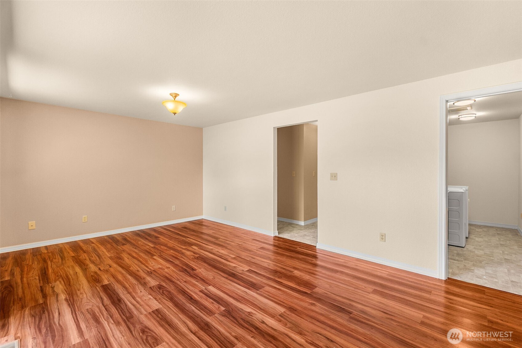 2315 Buckingham Drive Property Photo 14