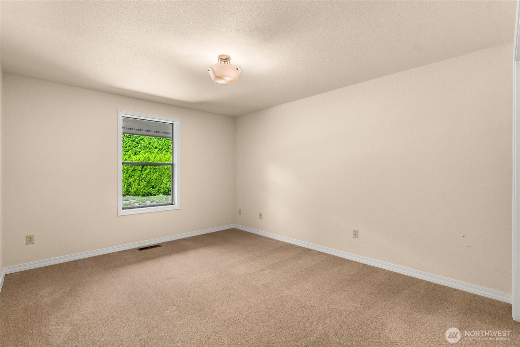 2315 Buckingham Drive Property Photo 21