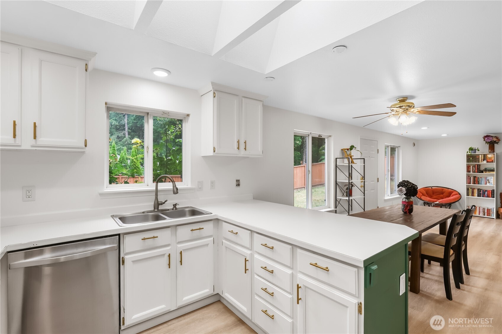 19411 112th Avenue Property Photo 10
