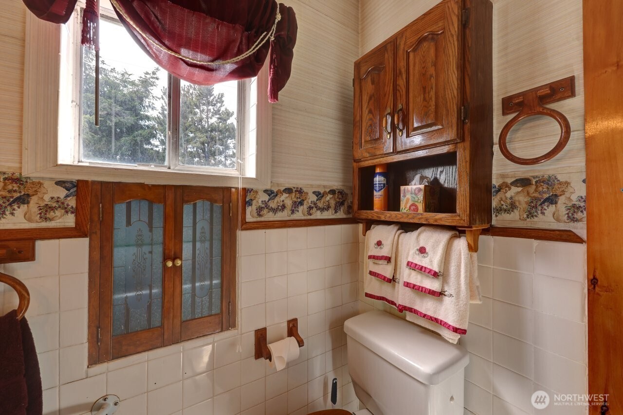 1401 262nd Place Property Photo 19