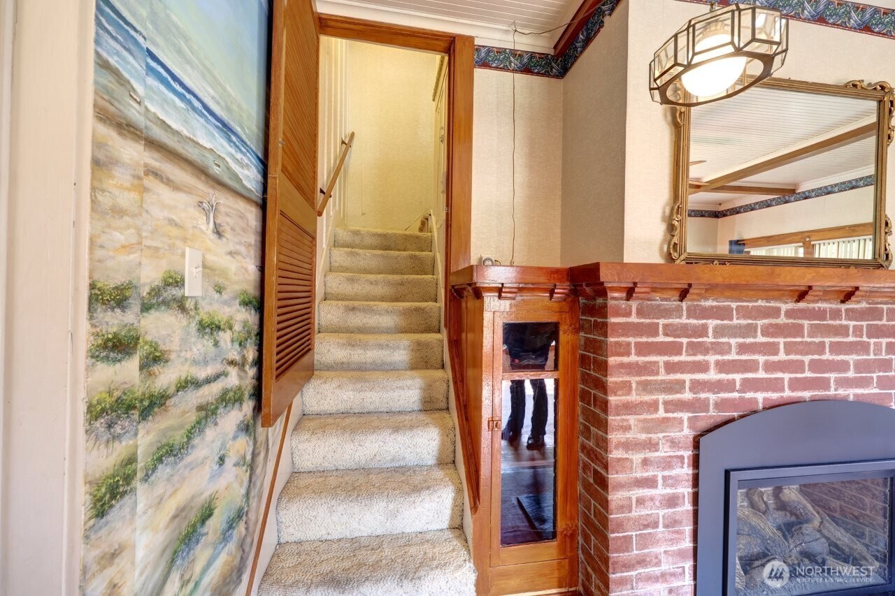 1401 262nd Place Property Photo 21