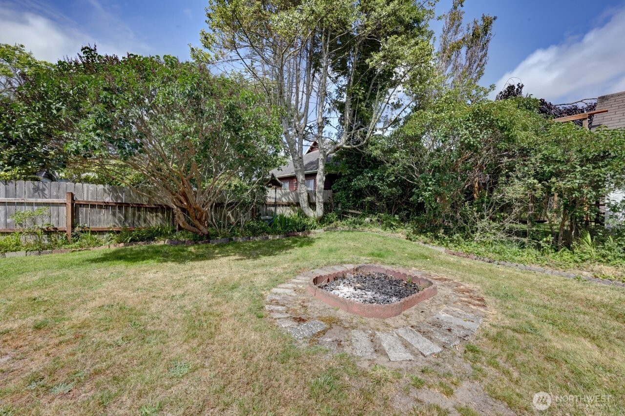 1401 262nd Place Property Photo 32