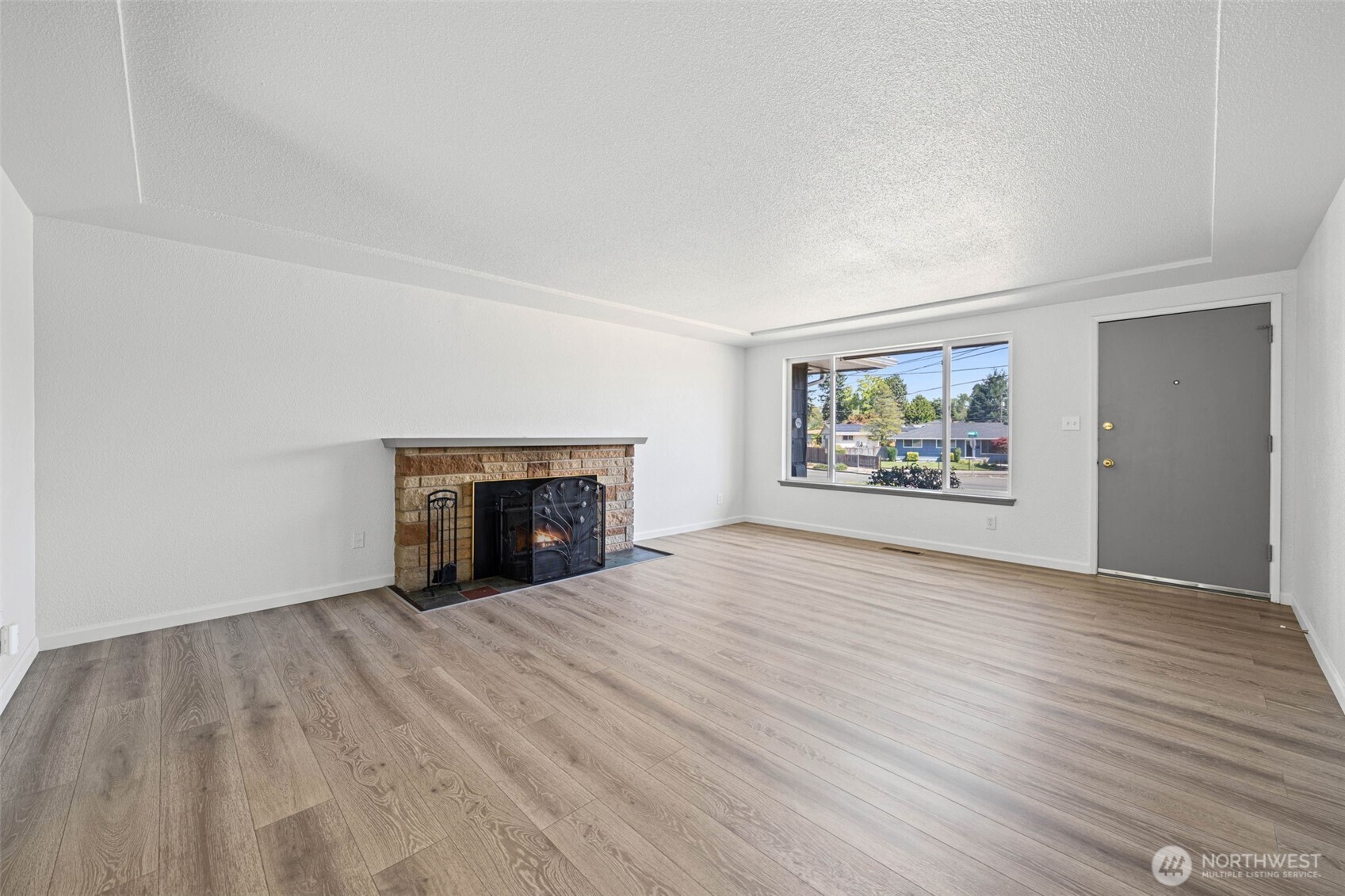 6024 S Alaska Property Photo 6
