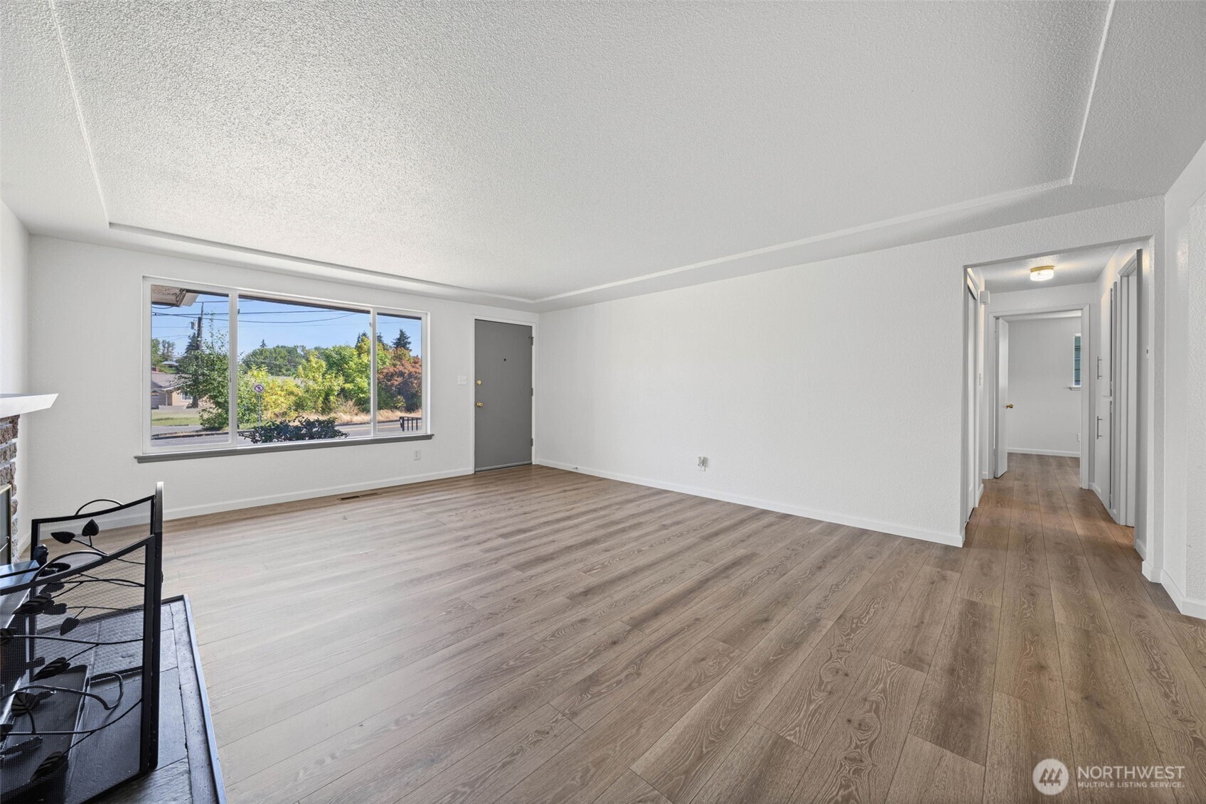 6024 S Alaska Property Photo 7
