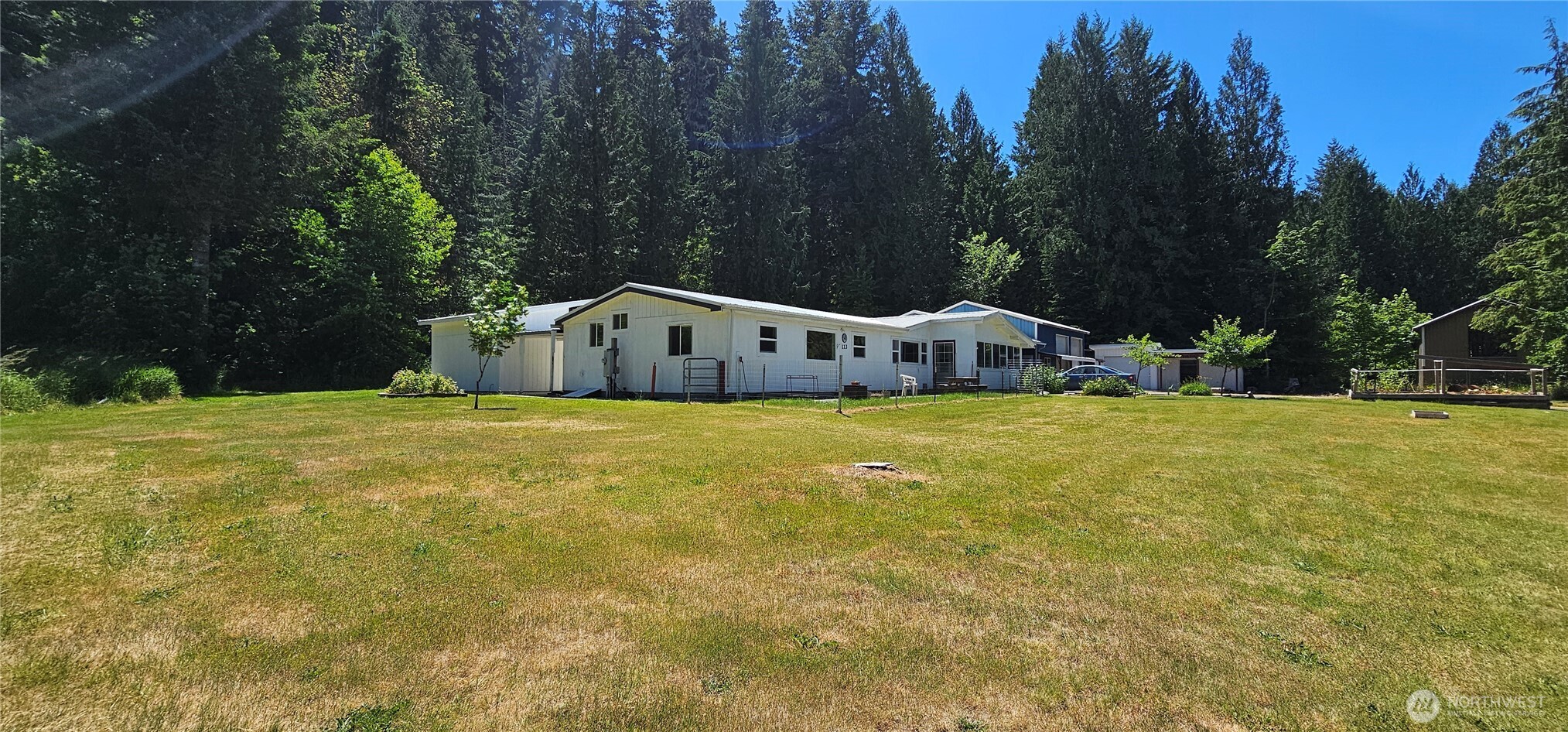 113 Skinner Road Property Photo 1
