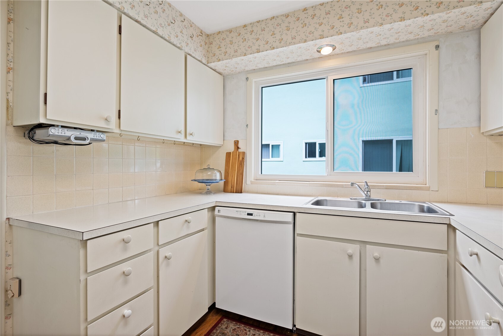 1408 20th Avenue B-1 Property Photo 8