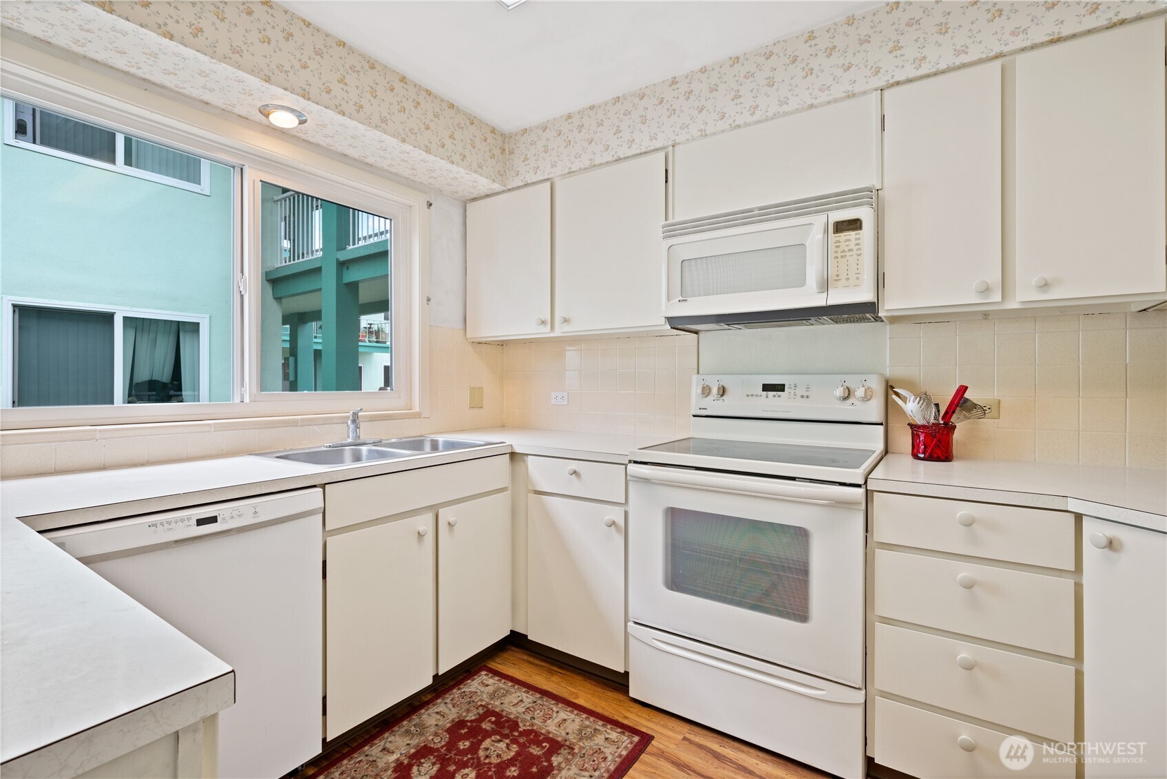 1408 20th Avenue B-1 Property Photo 9