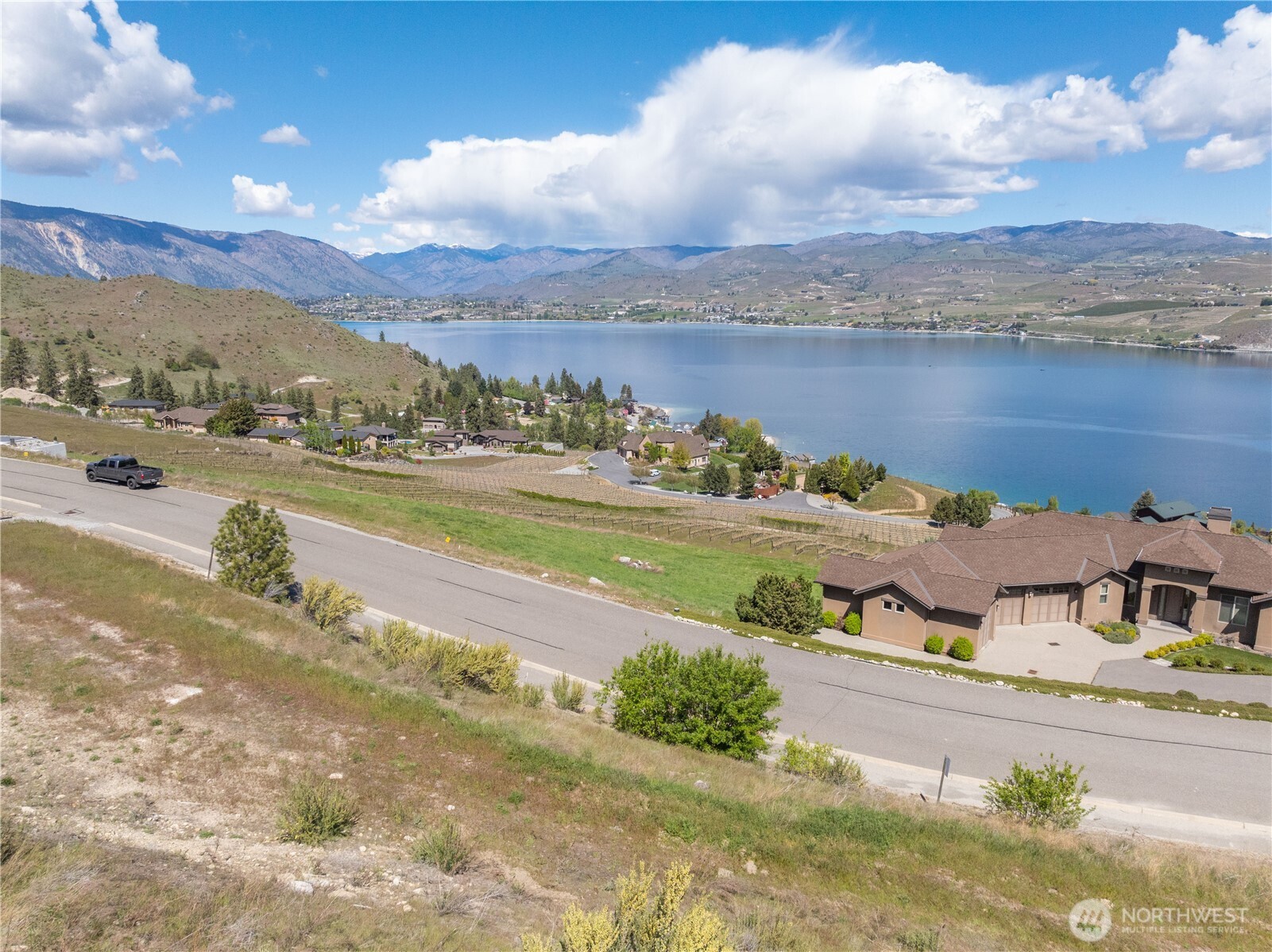 306 Clos Chevalle Road Property Photo 4