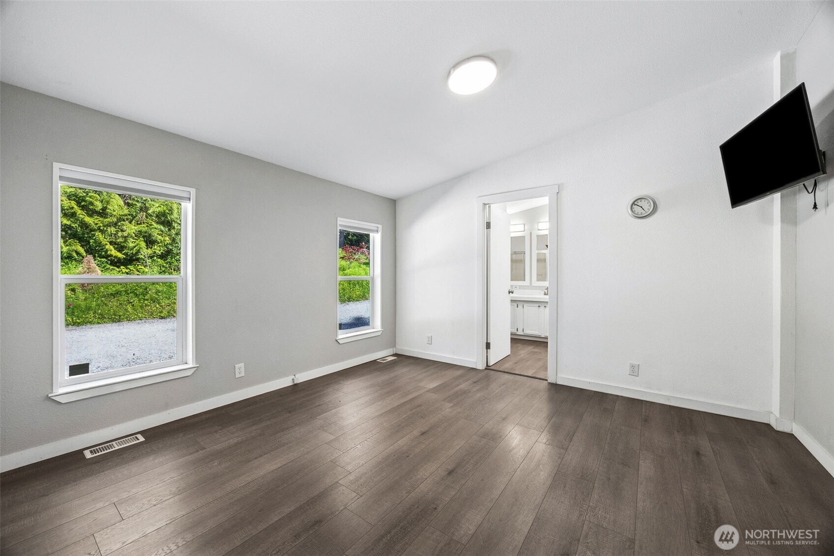 40402 66th Avenue Property Photo 10