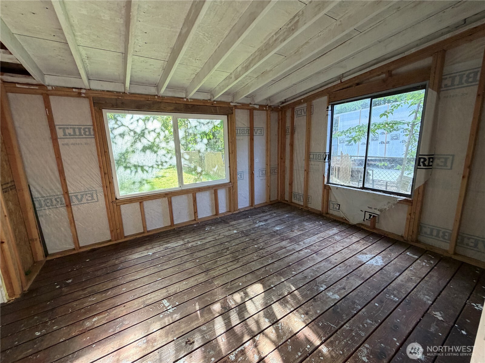 8595 Golden Valley Drive Property Photo 12