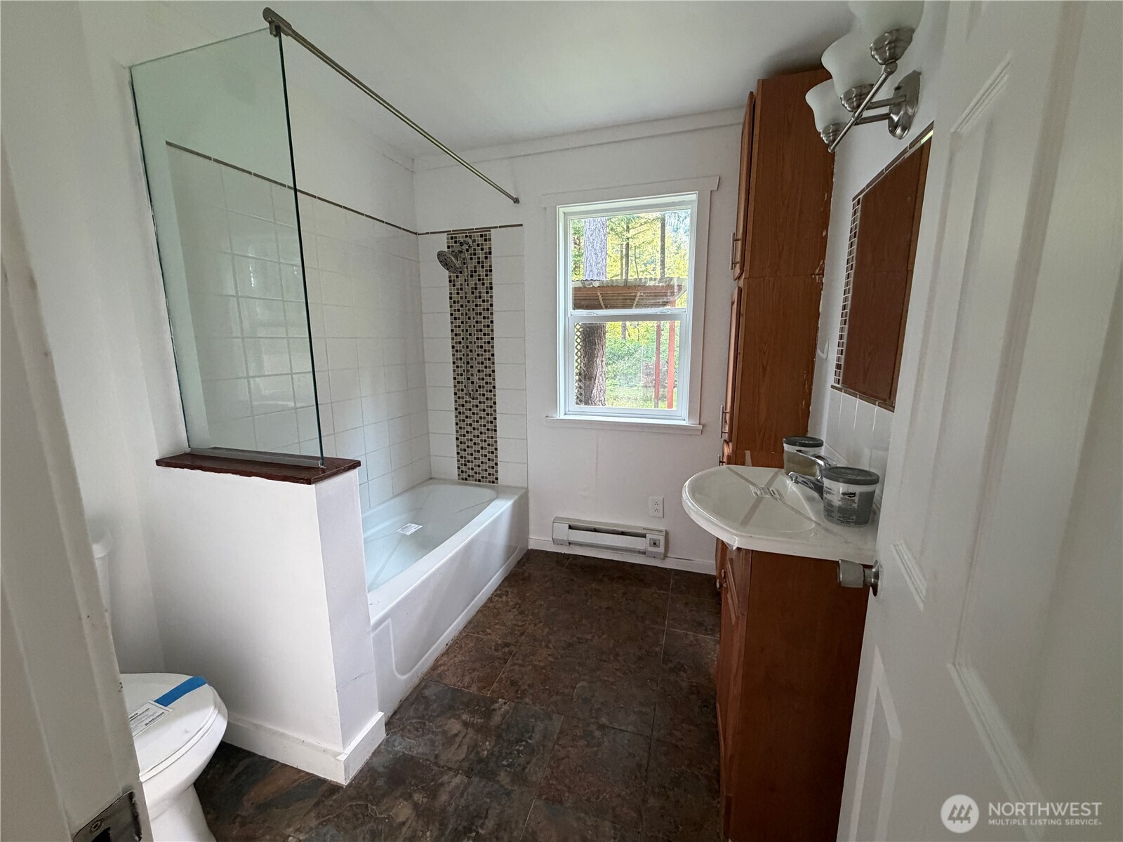 8595 Golden Valley Drive Property Photo 14