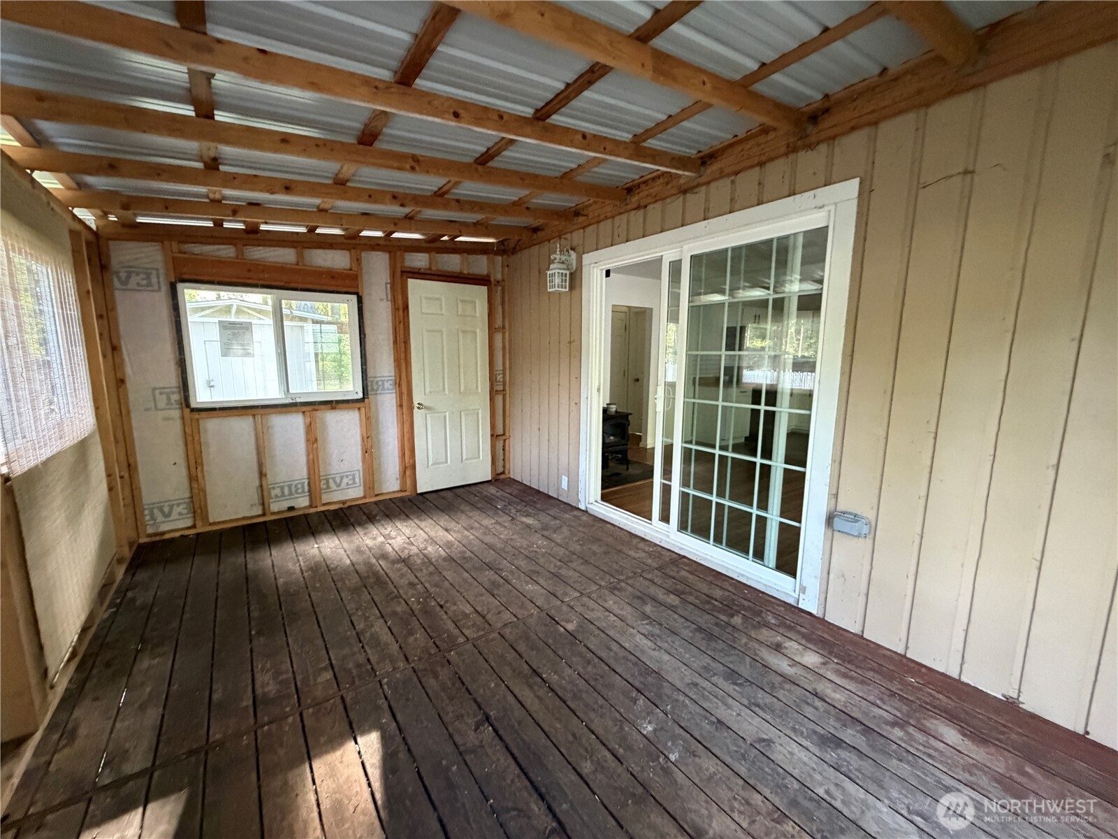 8595 Golden Valley Drive Property Photo 22