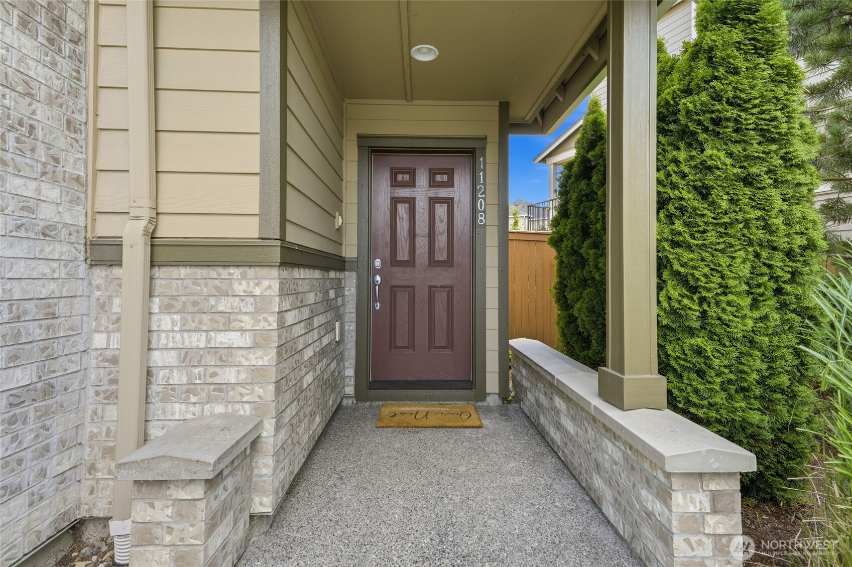 11208 19th Drive Property Photo 3