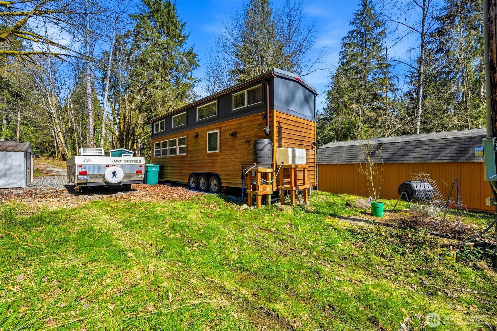 7827 Mero Road Property Photo 7