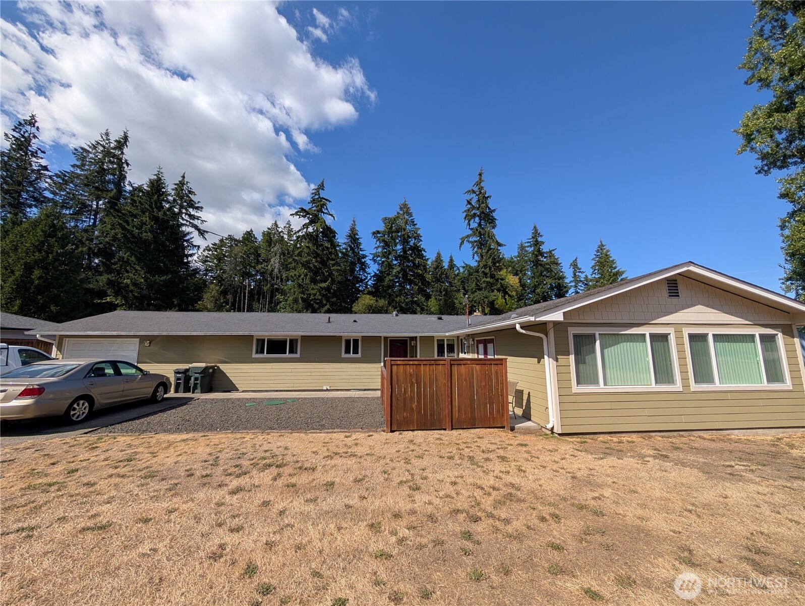 9428 Pacific Avenue Property Photo 1