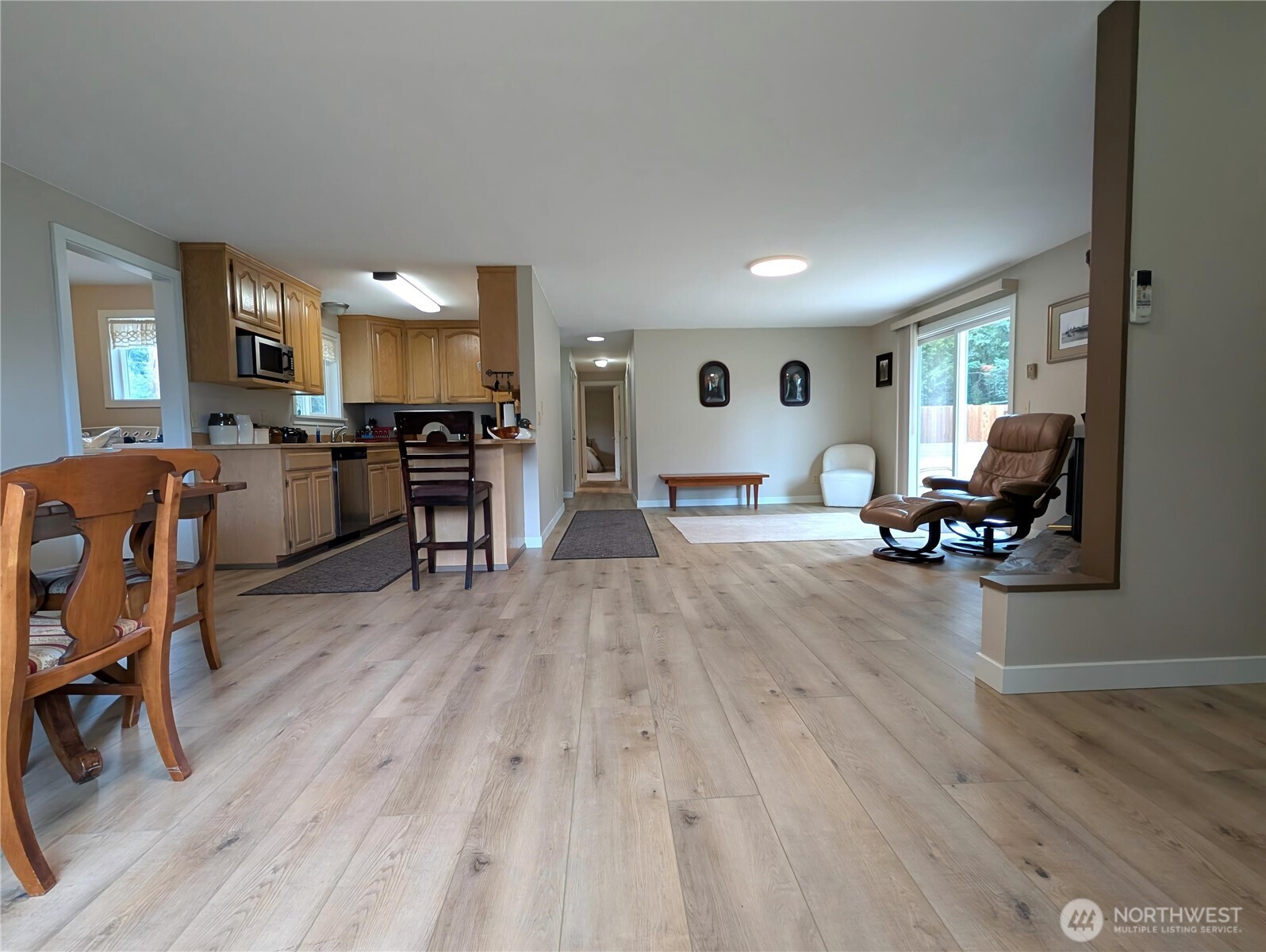 9428 Pacific Avenue Property Photo 10