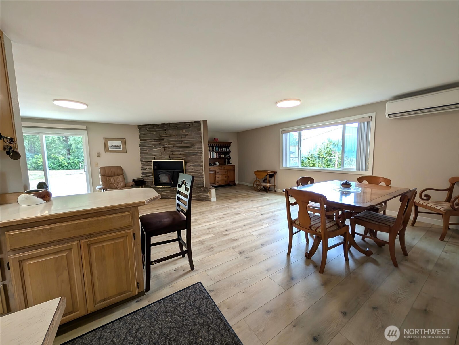 9428 Pacific Avenue Property Photo 14